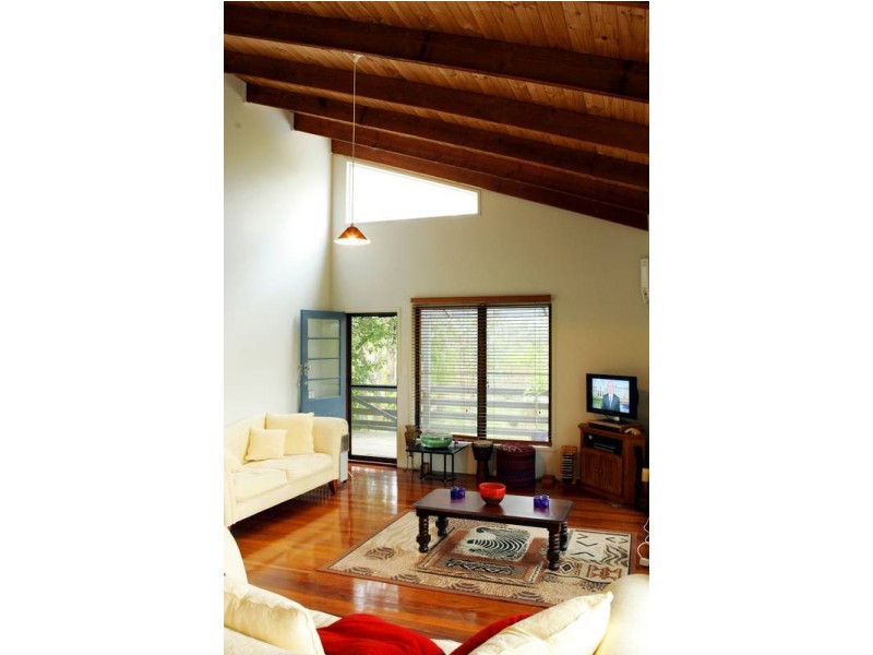 172 Blackwall Rd, Chuwar QLD 4306