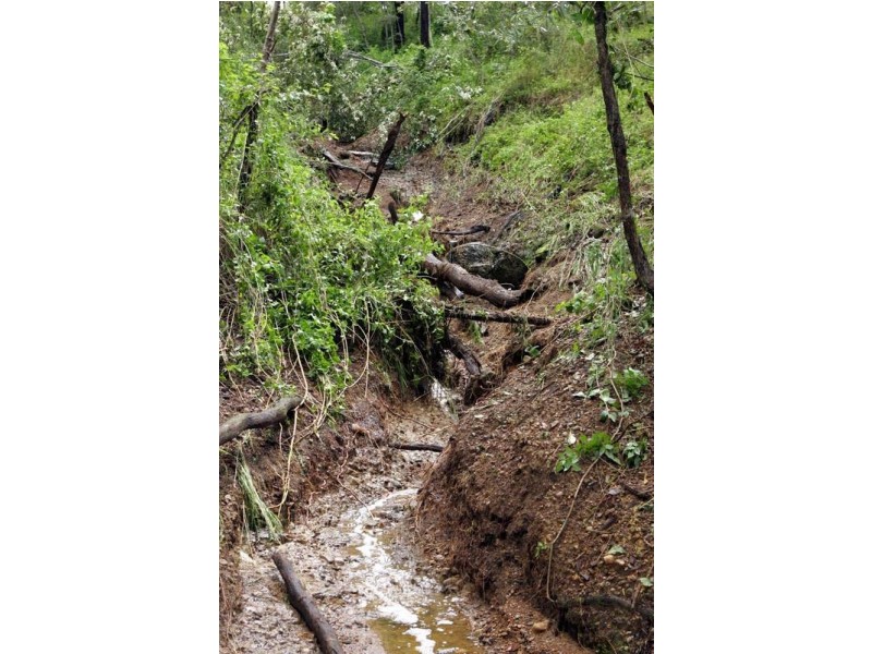 172 Blackwall Rd, Chuwar QLD 4306