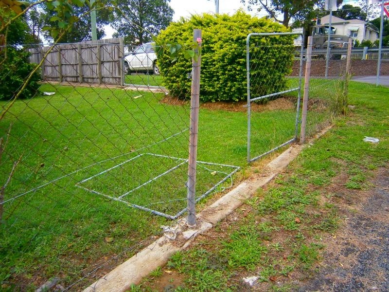 235 Warwick Road, Churchill QLD 4305