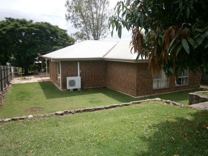 235 Warwick Road, Churchill QLD 4305