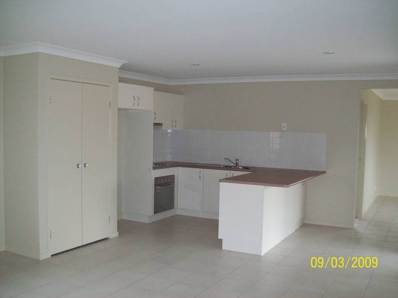 34 Cardin Close, Wulkuraka QLD 4305