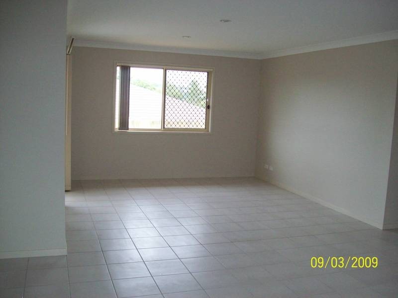34 Cardin Close, Wulkuraka QLD 4305