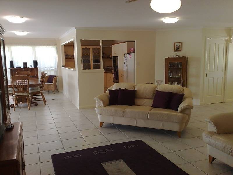 17 Kingston Drive, Flinders View QLD 4305