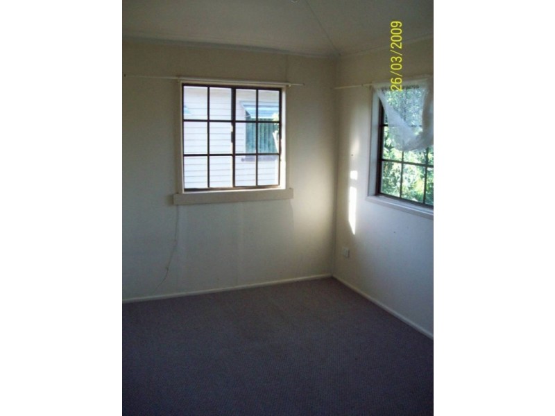 90 Pine Street, North Ipswich QLD 4305