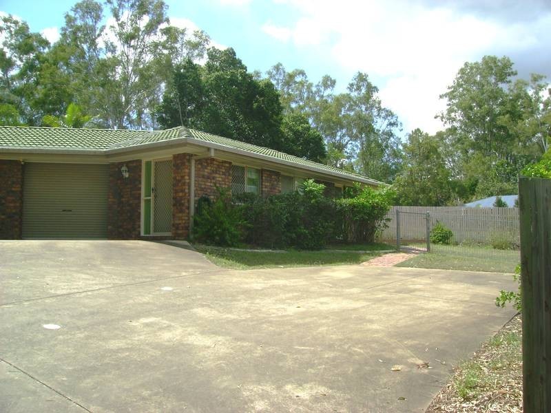 2/117 Pine Mountain Road, Brassall QLD 4305