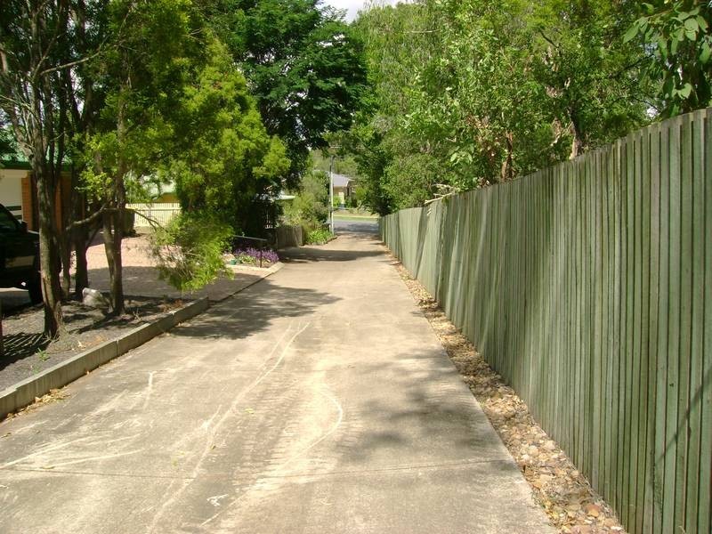 2/117 Pine Mountain Road, Brassall QLD 4305