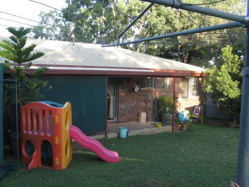 2 Marginson Street, Leichhardt QLD 4305