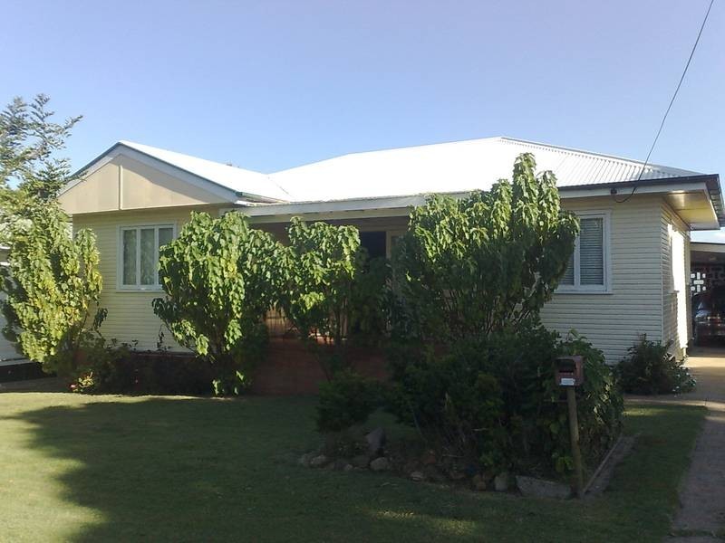 17 Dorothy Street, Silkstone QLD 4304