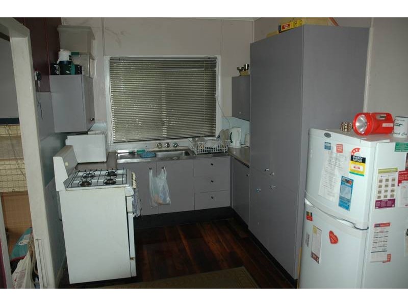 37 Videroni Street, Bundamba QLD 4304