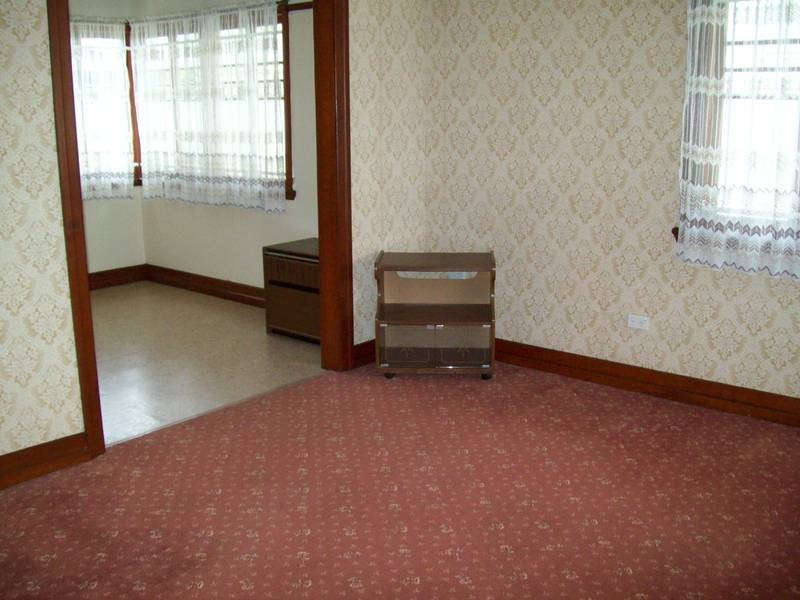 8 Thurso Street, North Booval QLD 4304