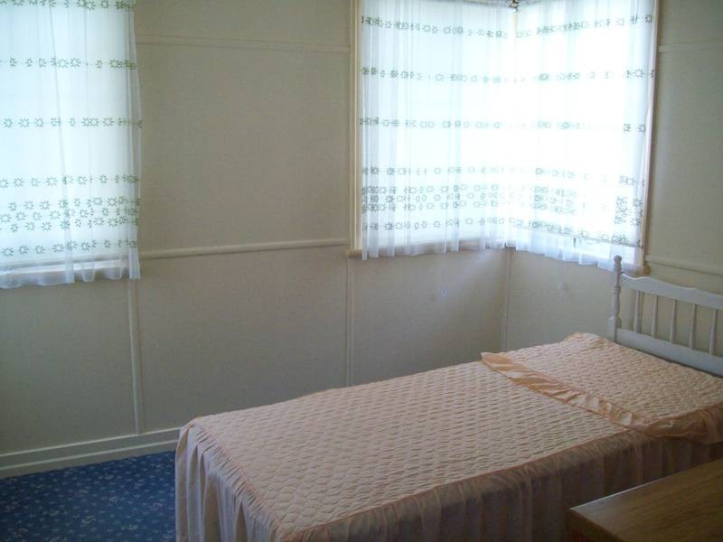 8 Thurso Street, North Booval QLD 4304