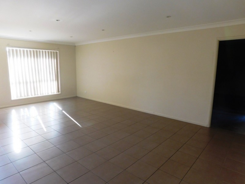 3 Rush Court, Bundamba QLD 4304