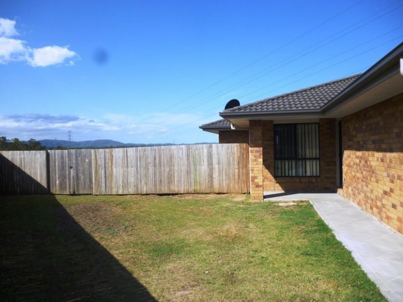 7 Sugars Place, Bundamba QLD 4304