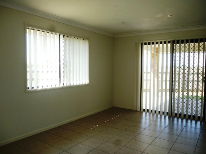 7 Sugars Place, Bundamba QLD 4304