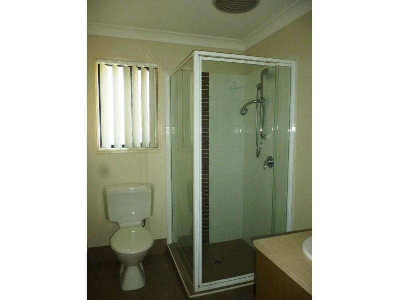 7 Sugars Place, Bundamba QLD 4304