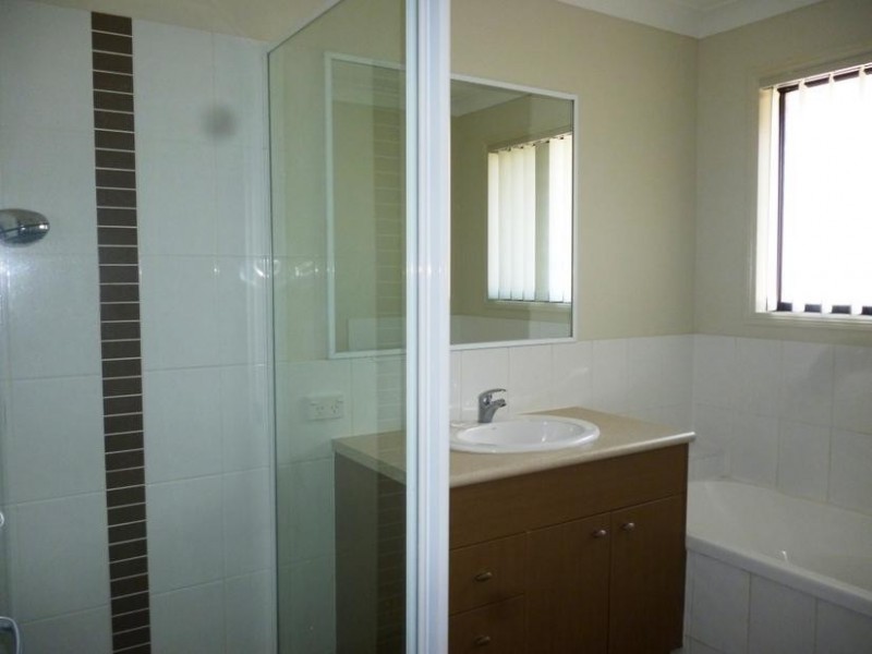 7 Sugars Place, Bundamba QLD 4304