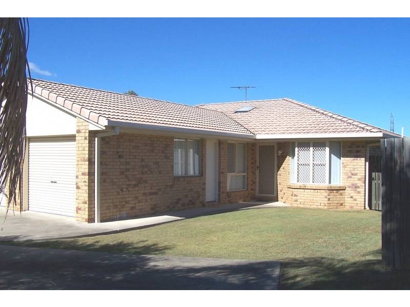 2/1 Palm Avenue, Raceview QLD 4305