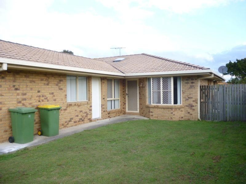 2/1 Palm Avenue, Raceview QLD 4305