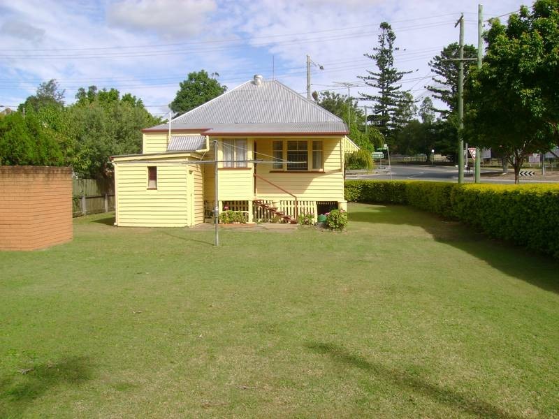 16 Salisbury, Ipswich QLD 4305