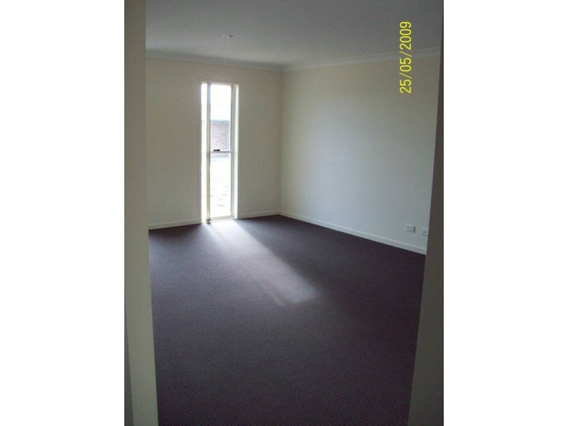 7 Cardin Close, Wulkuraka QLD 4305