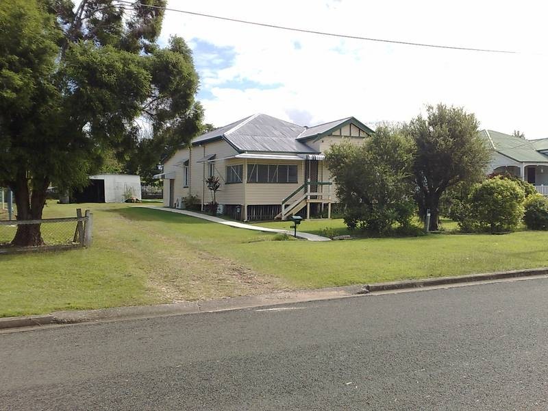 55 Lusitania Street, Newtown QLD 4305