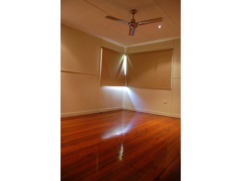 44 Baillieston Street, Leichhardt QLD 4305