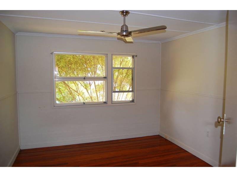 44 Baillieston Street, Leichhardt QLD 4305