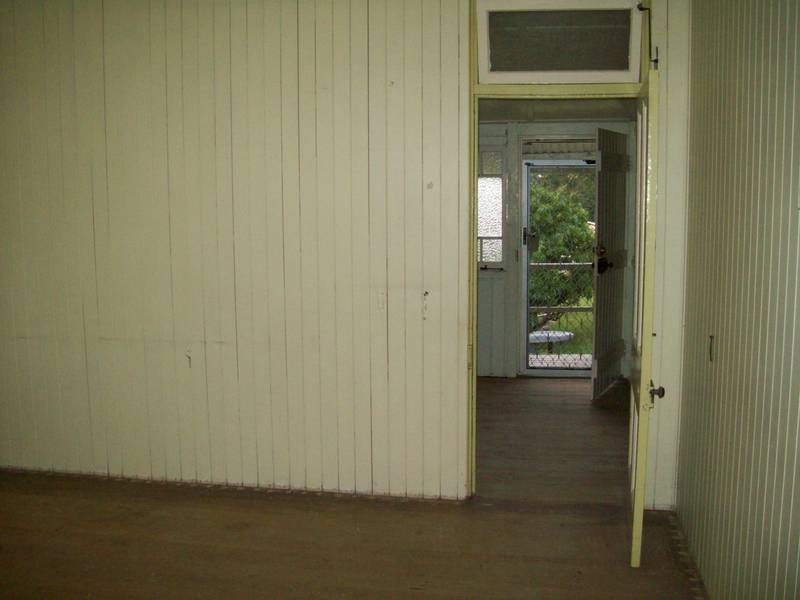 11 Hawthorne Street, Coalfalls QLD 4305