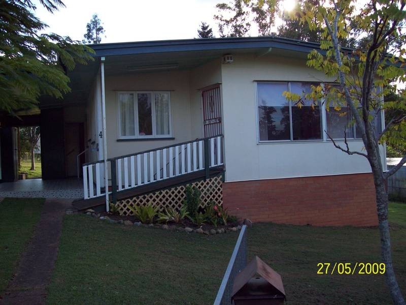 4 Weldon Street, North Ipswich QLD 4305