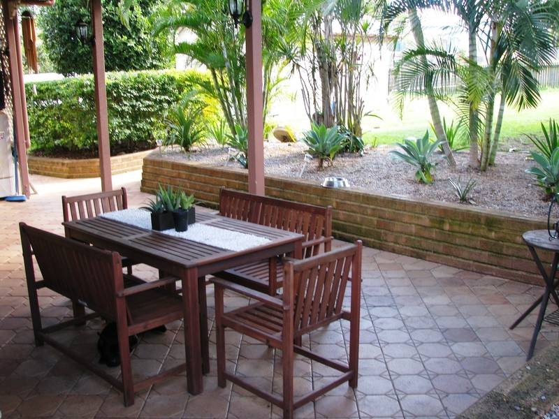 7 W M Hughes Street, North Ipswich QLD 4305