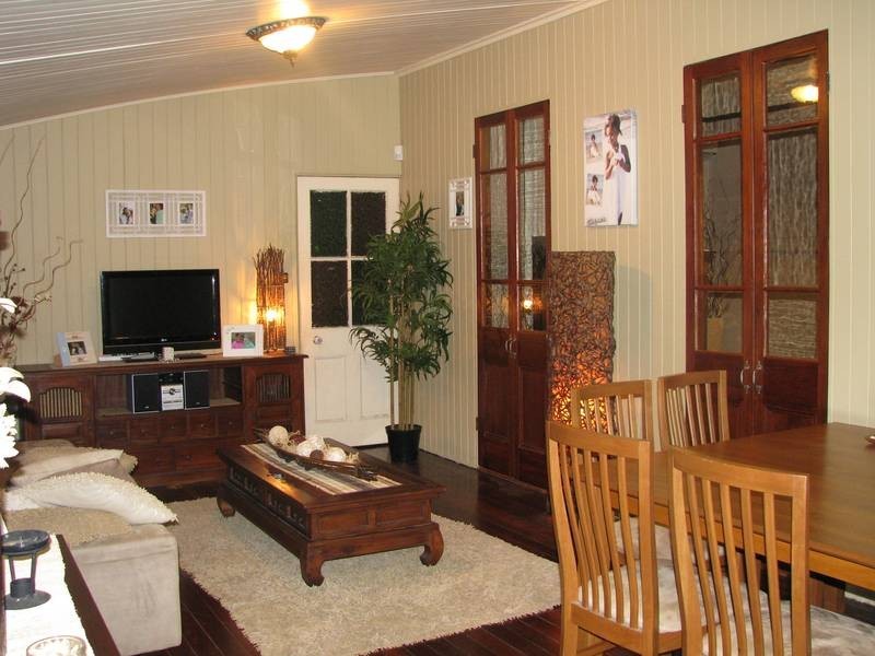 7 W M Hughes Street, North Ipswich QLD 4305