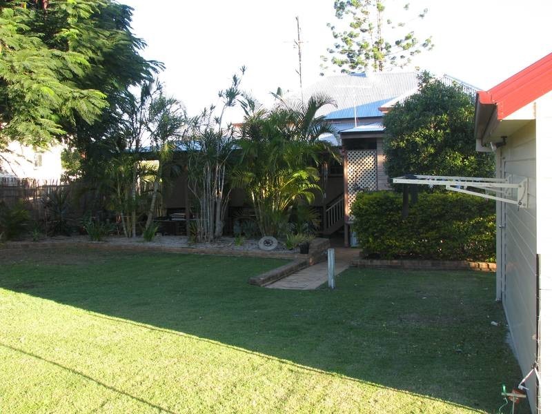 7 W M Hughes Street, North Ipswich QLD 4305