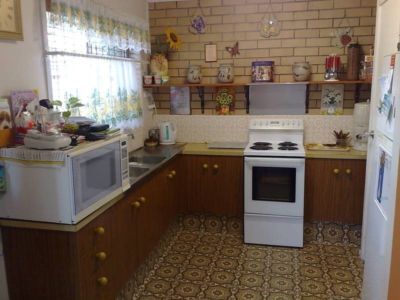 11a George Street, Newtown QLD 4305