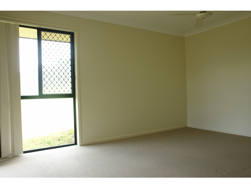 2 Chanel Court, Wulkuraka QLD 4305