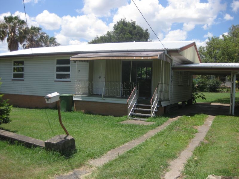 7 Edgar Street, Eastern Heights QLD 4305