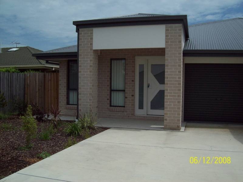 1/24 Christine Street, North Booval QLD 4304
