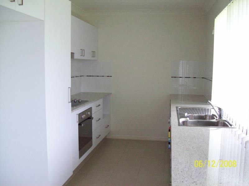 1/24 Christine Street, North Booval QLD 4304