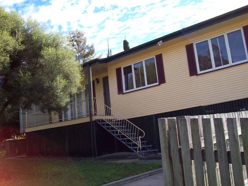 64a Simmons Road, North Ipswich QLD 4305
