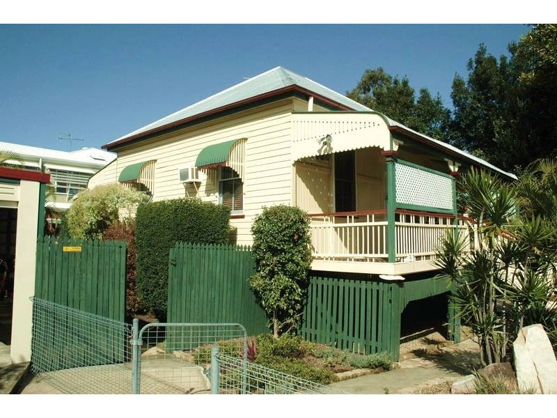 52 Thorn Street, Ipswich QLD 4305