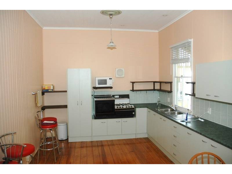 52 Thorn Street, Ipswich QLD 4305