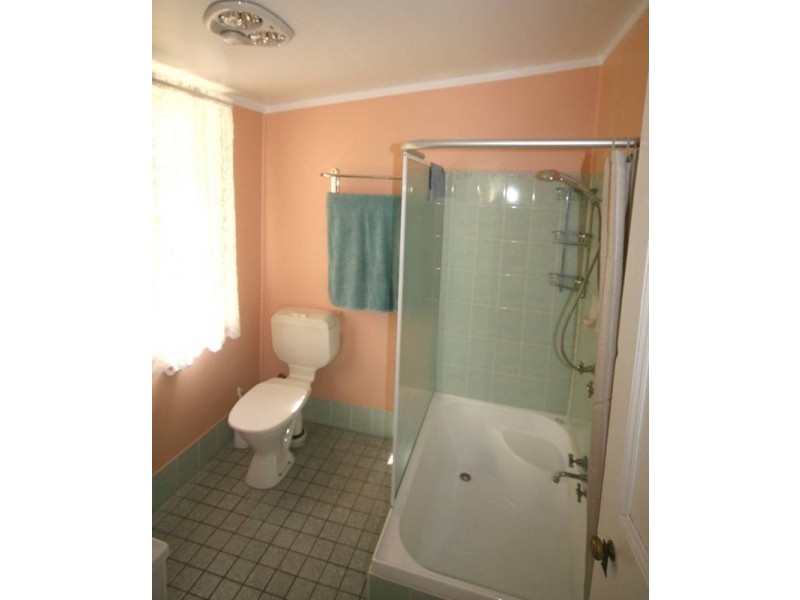 52 Thorn Street, Ipswich QLD 4305