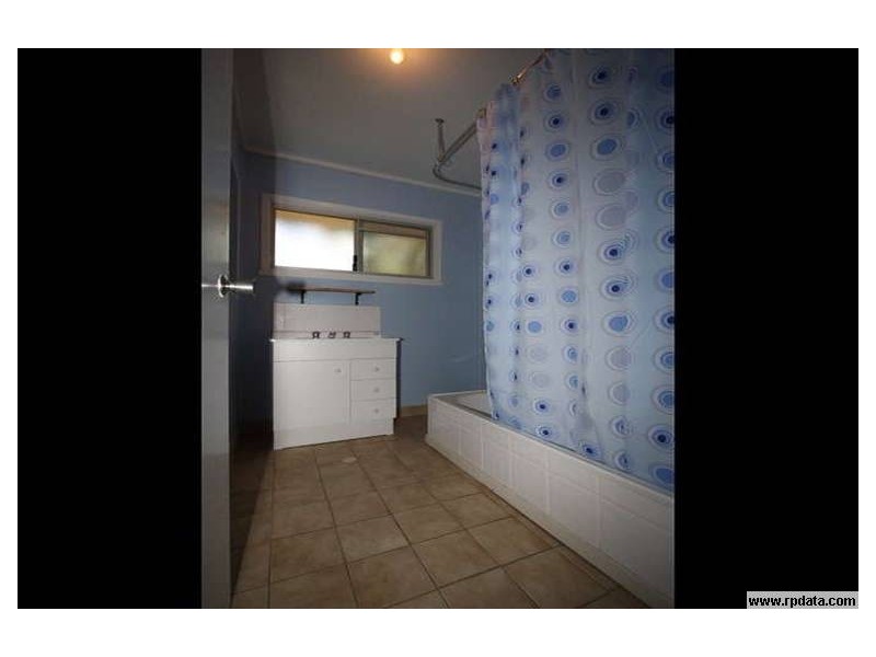 24 Jardine Street, Leichhardt QLD 4305