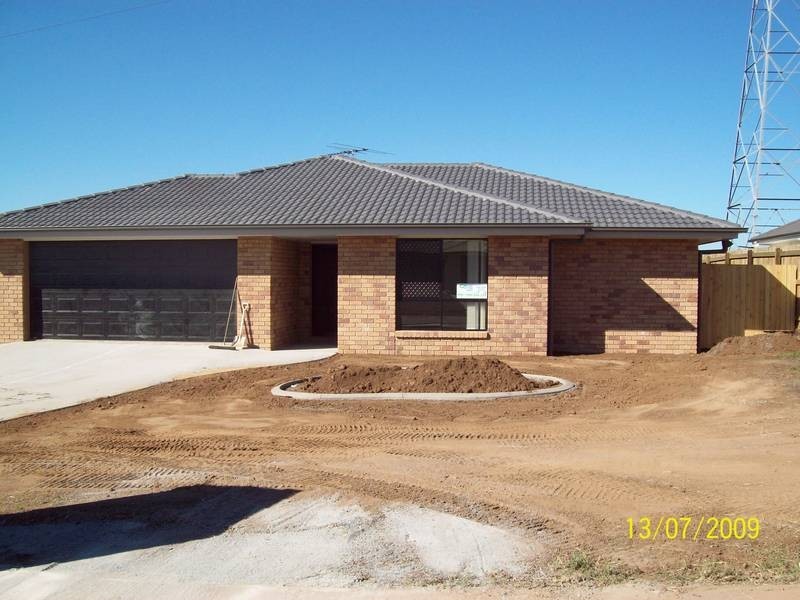 3 Sugars Place, Bundamba QLD 4304