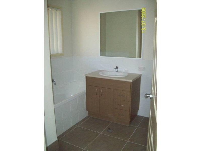 3 Sugars Place, Bundamba QLD 4304