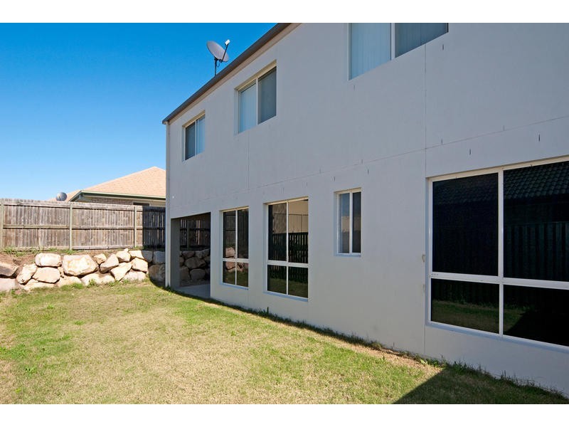 30 Brittany Crescent, Raceview QLD 4305