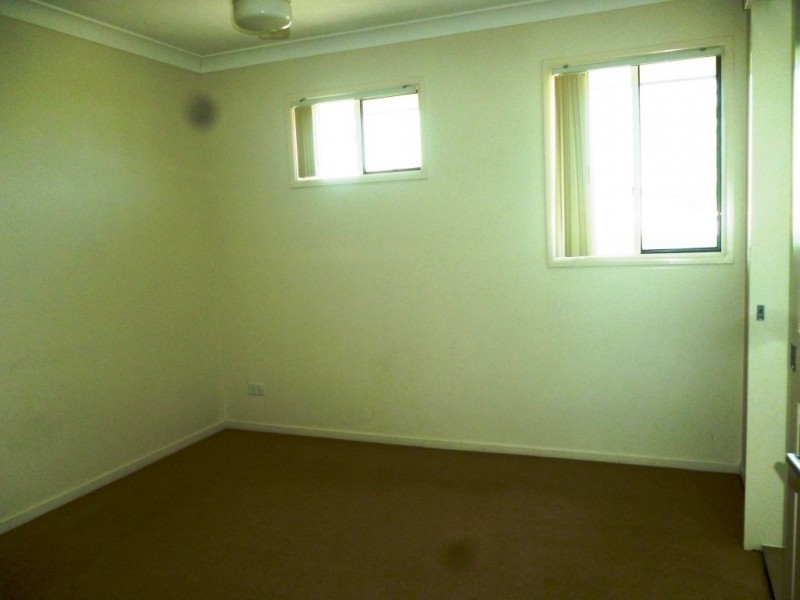 2/37 Jacaranda Street, East Ipswich QLD 4305