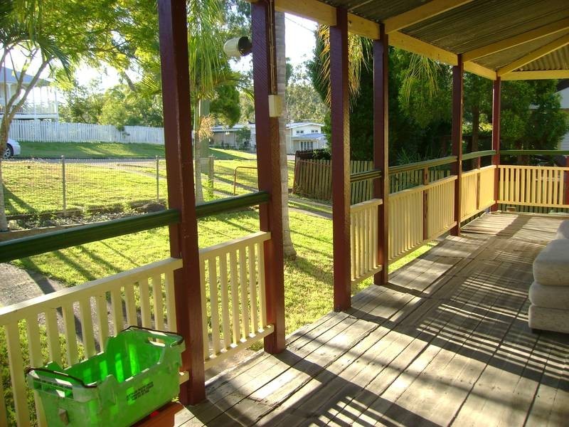 9 Weldon Street, North Ipswich QLD 4305