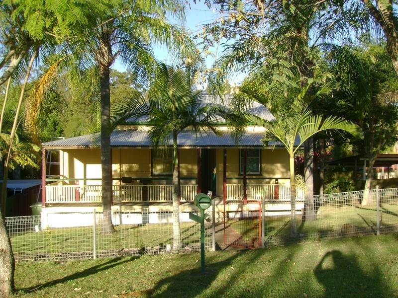 9 Weldon Street, North Ipswich QLD 4305