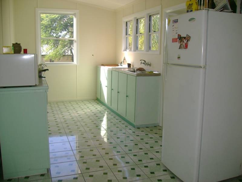 9 Weldon Street, North Ipswich QLD 4305