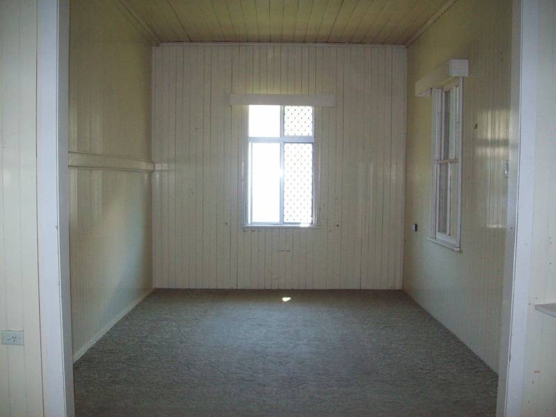 24 Warwick Road, Ipswich QLD 4305